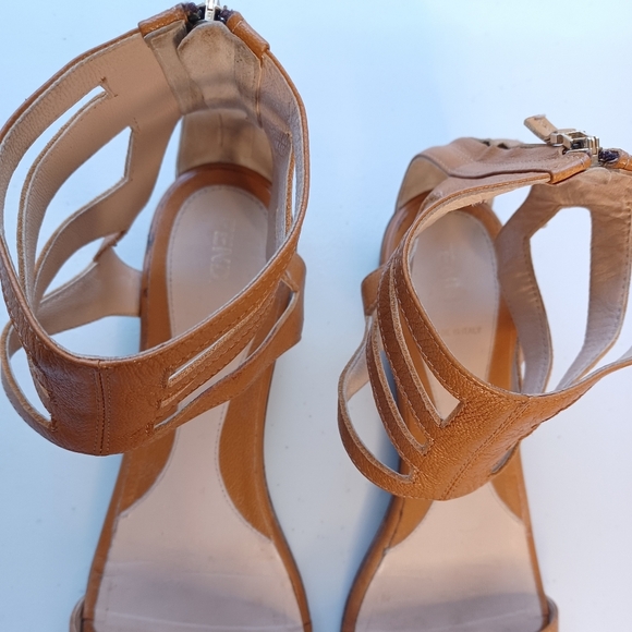 Authentic Fendi Leather Sz 39 1/2 Gladiator Ankle Boho Sandals - Picture 6 of 14